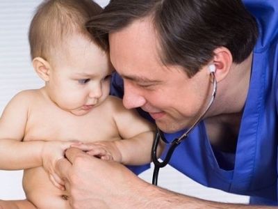«Το παιδί μου φοβάται τον παιδίατρο»! Τί να κάνω;