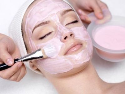 Πώς θα λάμψουμε στο ρεβεγιόν! Μία σπιτική μάσκα σε χρόνο ρεκόρ