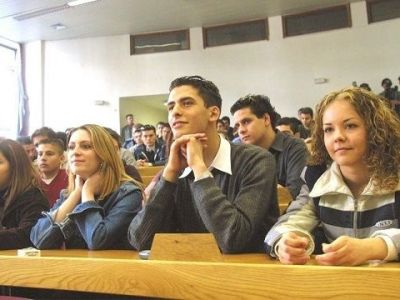 Τελευταία ημέρα η σημερινή για τις αιτήσεις μετεγγραφής σε ΑΕΙ και ΤΕΙ