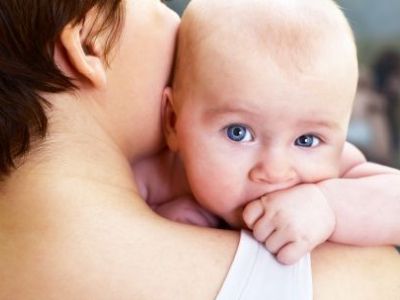 «Ηρθε το μωρό μας στο σπίτι. Και τώρα τι;» Τα βασικά βήματα από την παιδίατρο Μαριαλένα Κυριακάκου