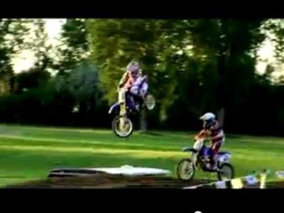 Ο απίστευτος 14χρονος μοτοκροσάς (βίντεο)