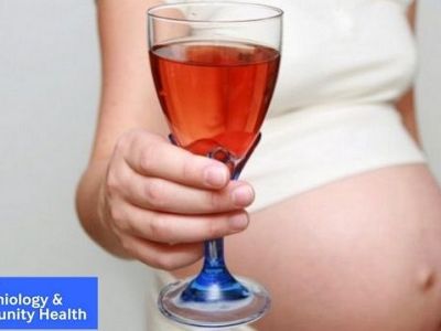 Το αλκοόλ στην αρχή της εγκυμοσύνης αυξάνει τον κίνδυνο να γεννηθεί πρόωρο και λιποβαρές μωρό