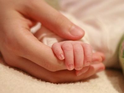 «Κύμα» γυναικών από την Αυστραλία στην Ελλάδα για εξωσωματική