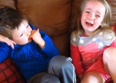 Κρίση ηλικίας! Κλείνει τα τέσσερα και πλάνταξε στο κλάμα (βίντεο)