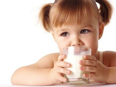 Πόσο γάλα χρειάζονται τα παιδιά μας;