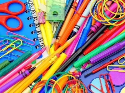 Σχολικά είδη για καλό σκοπό!