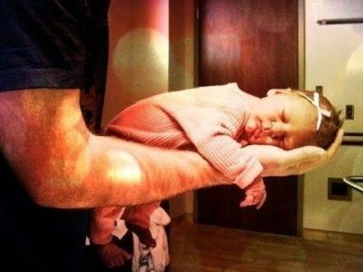 10 πράγματα που κανένας μπαμπάς δεν σκέφτεται, μέχρι που αποκτά μια κόρη!