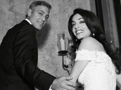 Eπιτέλους! Κυκλοφόρησε αδημοσίευτο φωτογραφικό υλικό από τον γάμο της χρονιάς