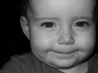 Σιελόρροια: Τι μπορεί να κρύβουν τα υπερβολικά σάλια