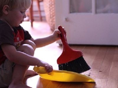 Ανεξάρτητα παιδιά από κούνια; 5+3 τρόποι να το πετύχετε!