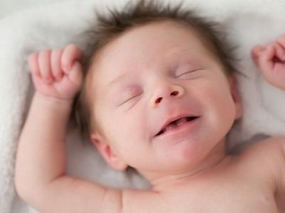 Μια έξυπνη εφεύρεση από έναν παππού, βοηθά τα μωρά να κοιμηθούν πιο εύκολα!