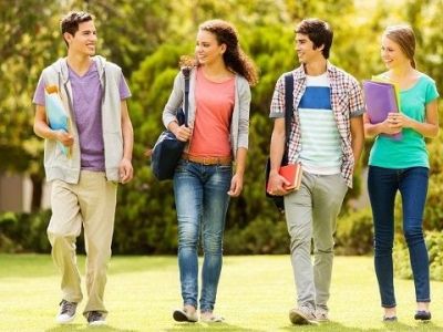 Και οι έφηβοι ξανά «πρωτάκια»! Πώς θα τους βοηθήσετε να προσαρμοστούν!