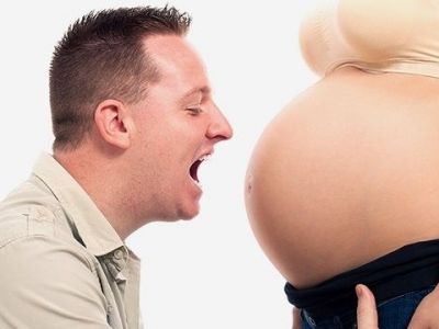 Αυτά είναι τα 5 πιο συχνά πράγματα που κάνουν οι μπαμπάδες κατά τη διάρκεια του τοκετού!