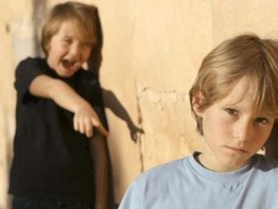 Κοροϊδεύουν το παιδί μου στο σχολείο.Τι πρέπει να κάνω;