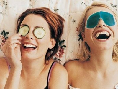 «Μήπως οι παρέες του παιδιού μου το παρασύρουν;»