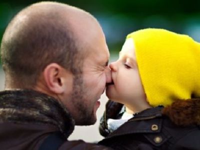 Τα τρία λάθη που κάνουν οι μπαμπάδες με τα παιδιά τους