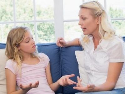 Σε ποια ηλικία εμφανίζεται η πρώτη περίοδος στα κορίτσια;