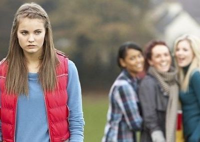 Μαθήτρια-θύμα bullying έπεσε από το μπαλκόνι για να γλυτώσει από τους συμμαθητές της!