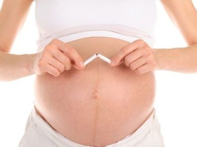 Έρευνα: Το κάπνισμα της εγκύου μητέρας αλλάζει το DΝΑ του μωρού