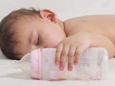 Πόσο γάλα χωράει στο στομαχάκι του νεογέννητου;