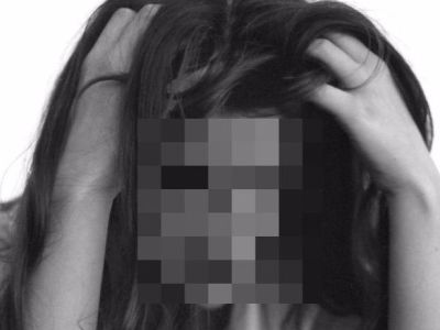 Δημοφιλής τραγουδίστρια μιλάει για την επιλόχειο κατάθλιψη που πέρασε