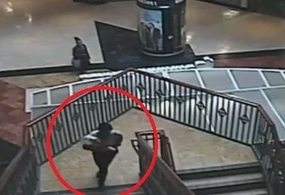 Ανατριχιαστικό βίντεο: Γυναίκα απαγάγει μωρό από εμπορικό κέντρο και φεύγει ανενόχλητη!