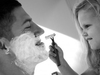 Πώς αλλάζει η πατρότητα έναν άνδρα;