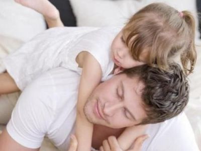 Μελέτη σε νέους άνδρες προβλέπει αν θα εγκαταλείψουν τα παιδιά τους