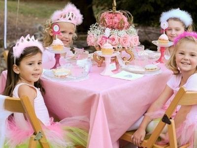 Τιάρες, ραβδάκια και τουτού. Υπέροχες ιδέες για τέλειο κοριτσίστικο πριγκιπικό πάρτι