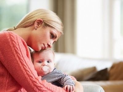 Συναισθηματικές μεταπτώσεις μετά τη γέννα: Πώς να τις αποδεχτείτε και να τις αντιμετωπίσετε