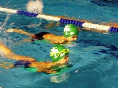 «Γιατί το παιδί μου πρέπει να αρχίσει κολύμβηση»-Όλα όσα πρέπει να γνωρίζουν οι γονείς