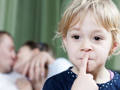 Παντρεμένοι με παιδιά; Πώς να βάλουμε ξανά το σεξ στη ζωή μας!