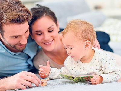 Σε ποια ηλικία αρχίζει το παιδί να μιλάει;