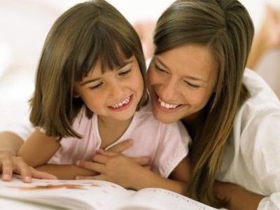 Γιατί το παιδί πρέπει να διαβάζει με τη μητέρα- Ποια είναι τα οφέλη