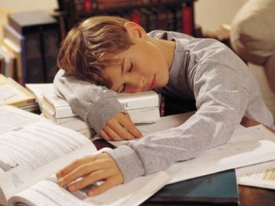 Πώς θα ολοκληρώνει γρήγορα τα μαθήματά του το παιδί σας; Μα φυσικά με αυτούς τους απλούς τρόπους