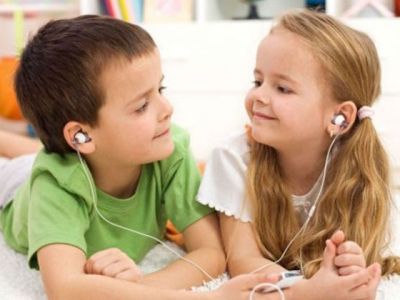 Τι κάνουμε όταν το παιδί μας δε θέλει να μοιραστεί τα παιχνίδια του