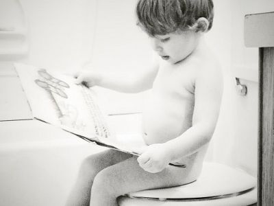 5 συμβουλές για να μάθετε τα αγόρια σας να βγάλουν την πάνα