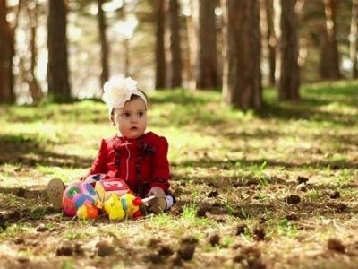 Αφήστε το παιδί σας να παίζει μόνο του