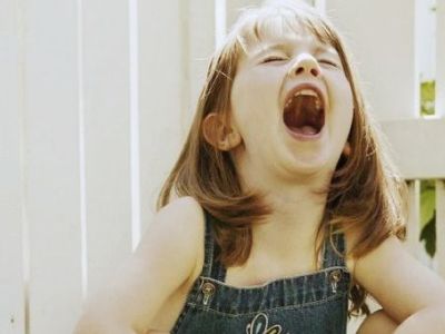 «Όχι, η κόρη μου δεν θα το "βουλώσει" επειδή το θες εσύ!»