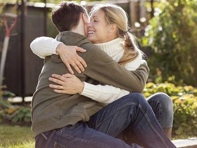 7 πρακτικές συμβουλές που πρέπει να δώσει ο γονιός στον έφηβο για ν'αποκτήσει θετική αυτοεκτίμηση