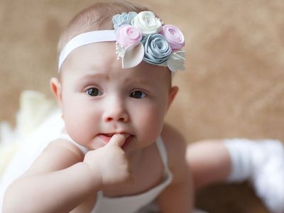 Βρέφος 5 μηνών: Τι μπορεί να κάνει το μωρό σας σε αυτή την ηλικία (pics)