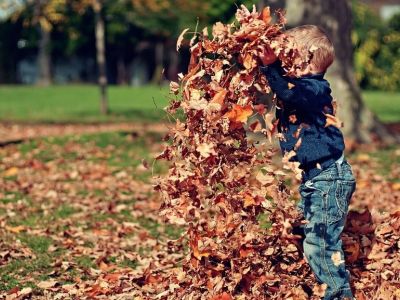 Play therapy: Τι είναι και σε ποιες περιπτώσεις ενδείκνυται