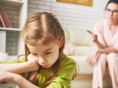 Πόσο αυστηροί πρέπει να είμαστε οι γονείς με τα παιδιά μας