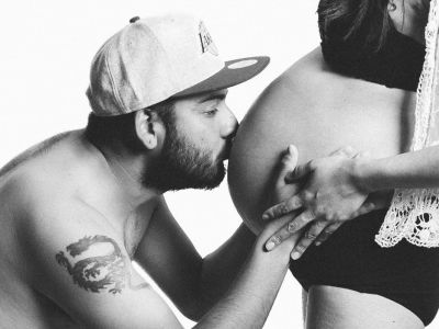 Μπαμπάδες, δέκα τρυφεροί τρόποι να συμπαρασταθείτε στην έγκυο σύντροφό σας