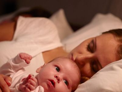 Γιατί τα μωρά πεινάνε τη νύχτα;