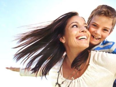 «Οπλίστε» το παιδί σας με αυτοπεποίθηση: Φράσεις που θα το ενθαρρύνουν