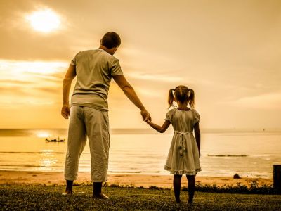 Πώς η σχέση πατέρα – κόρης επιδρά ευεργετικά στην υγεία της