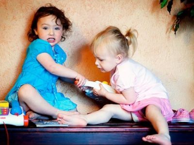 «Το παιδί μου δεν είναι υποχρεωμένο να μοιράζεται με το δικό σου»-Το post μίας μαμάς που έγινε viral