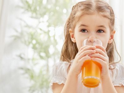 Πόσους χυμούς μπορούν να καταναλώνουν τα παιδιά;