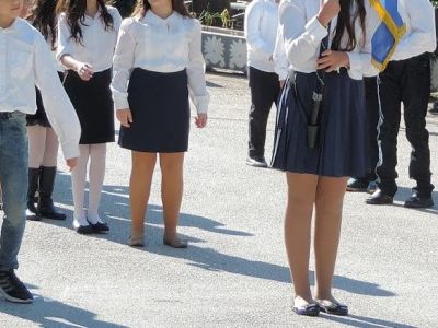 Φούστα για παρέλαση κάτω από 20 ευρώ